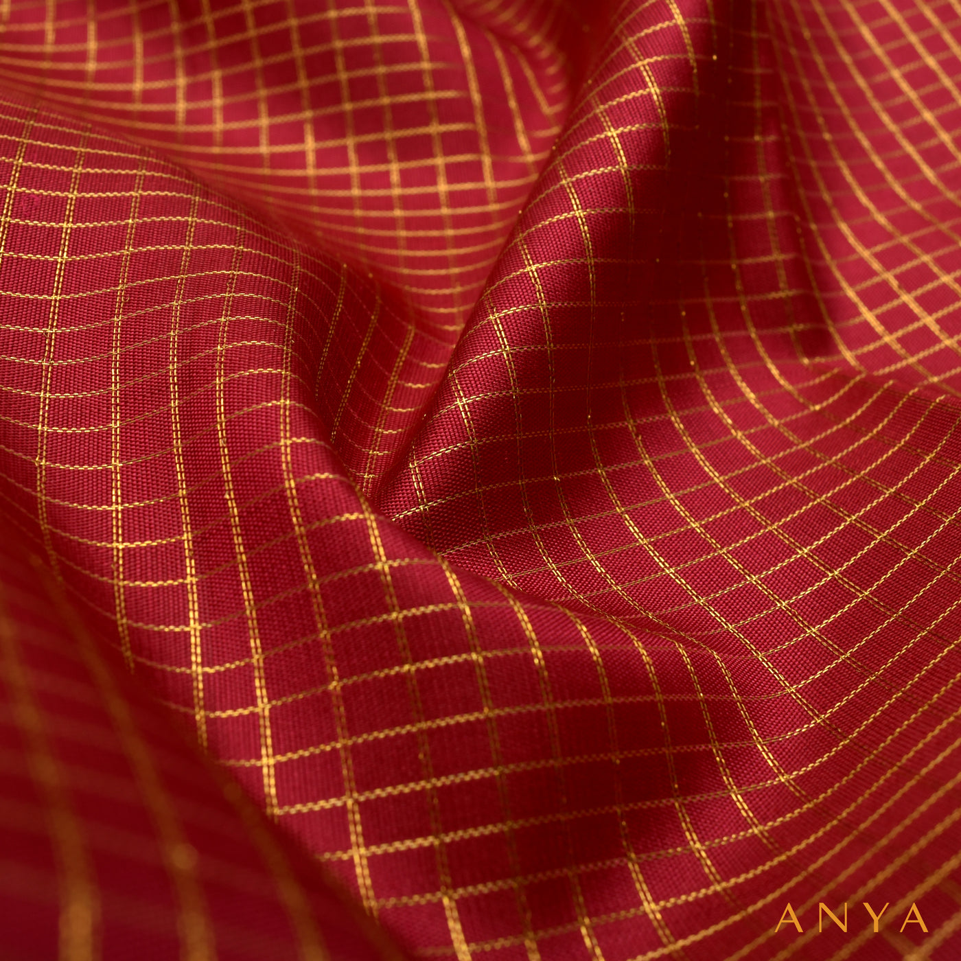 Arakku Kanchi Silk Fabric with Zari Checks Design