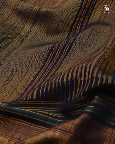 Maroon Raw Silk Saree with Dots Zari Butta Design