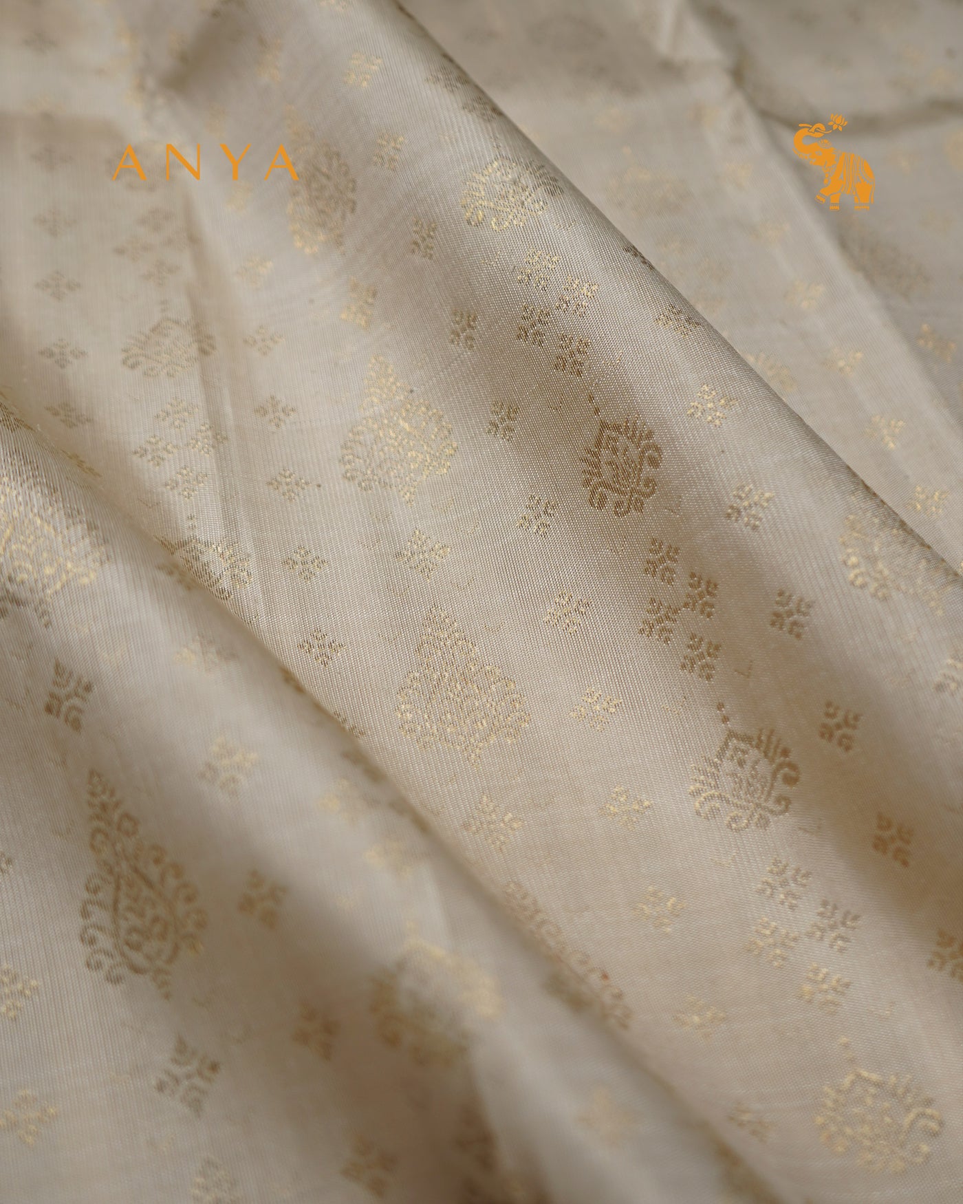 Off White Kanchi Silk Skrit Fabric with Purple Kanchi Silk Blouse Fabric