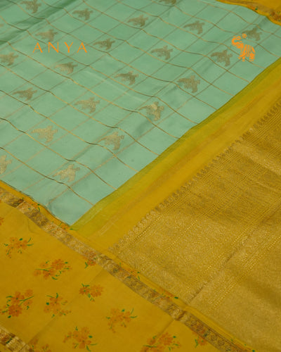 Apple Green Printed Kanchi Silk Saree with Zari Kattam and Iruthalai Patchi Design