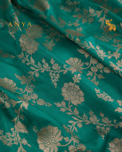 Rexona Banarasi Silk Saree with Creeper Design