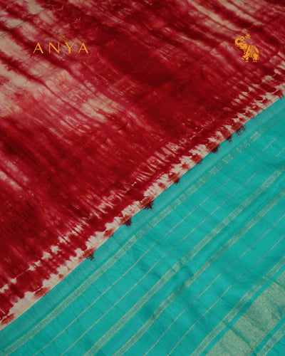 Red and Off White Shibori Kanchi Silk Saree