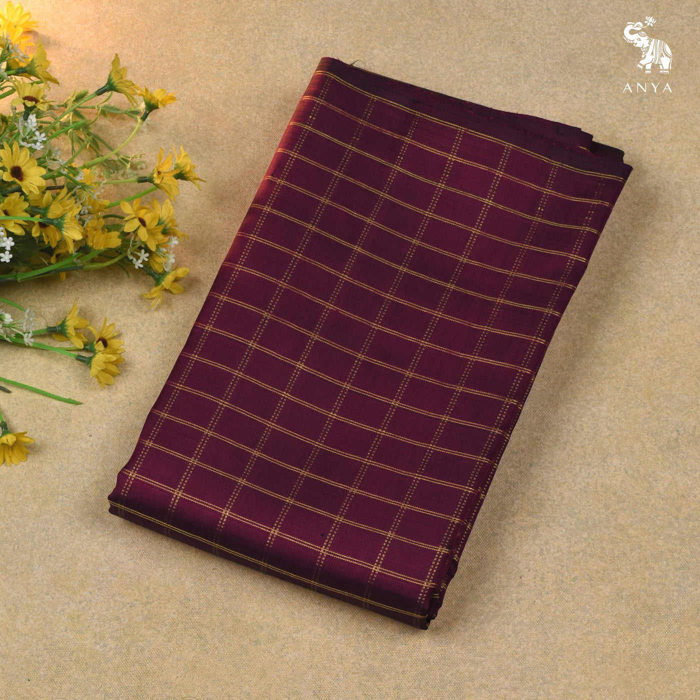 Kanchi Arakku Kanchi Silk Fabric with Zari Kattam Design