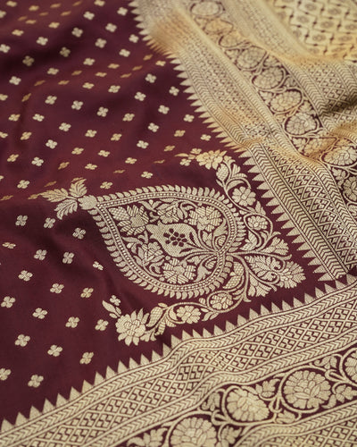 V Pakku Banarasi Silk Saree with Small Zari Butta Design