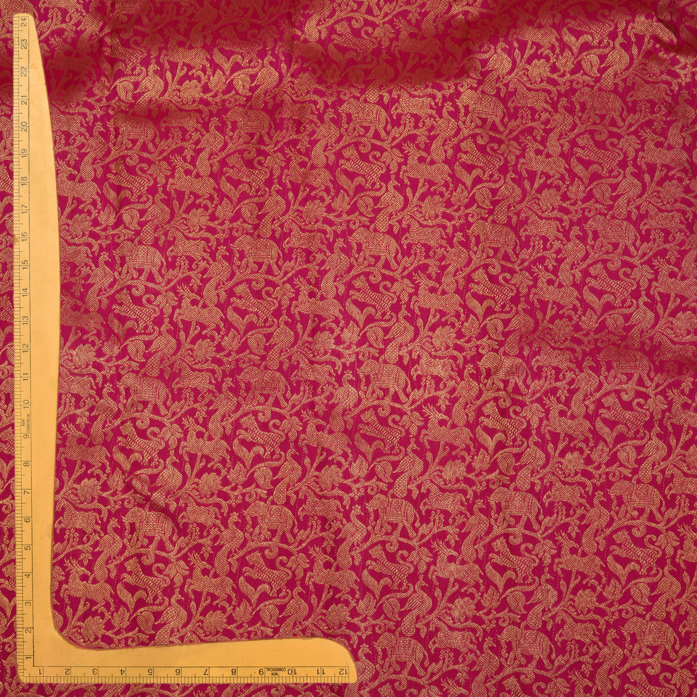 Rani Pink Kanchi Silk Fabric with Vanasingaram Design