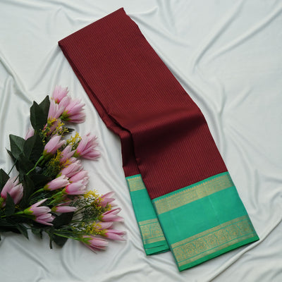 V Pakku Kanchipuram Silk Saree with Vairaoosi Lines Design