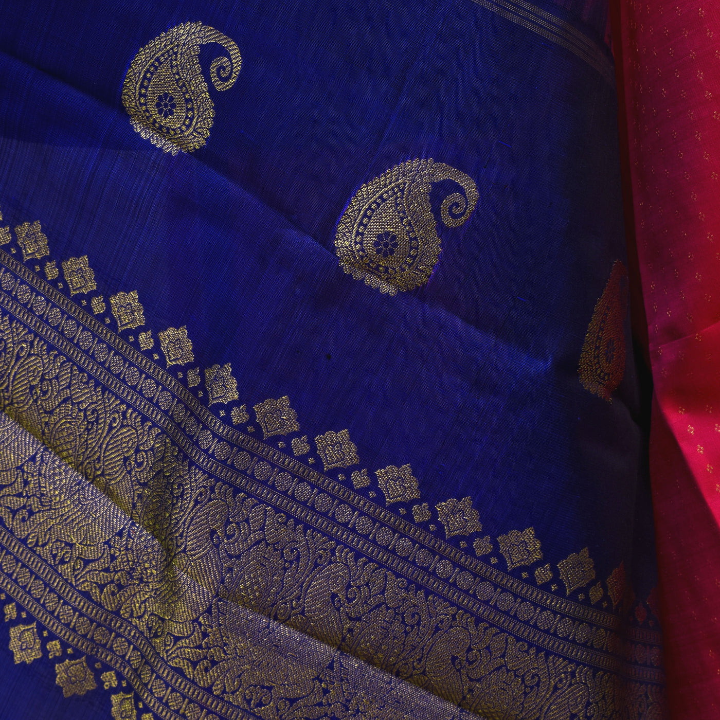 Rani Thakkali Kanchi Silk Dupatta with Kuligai Butta Design