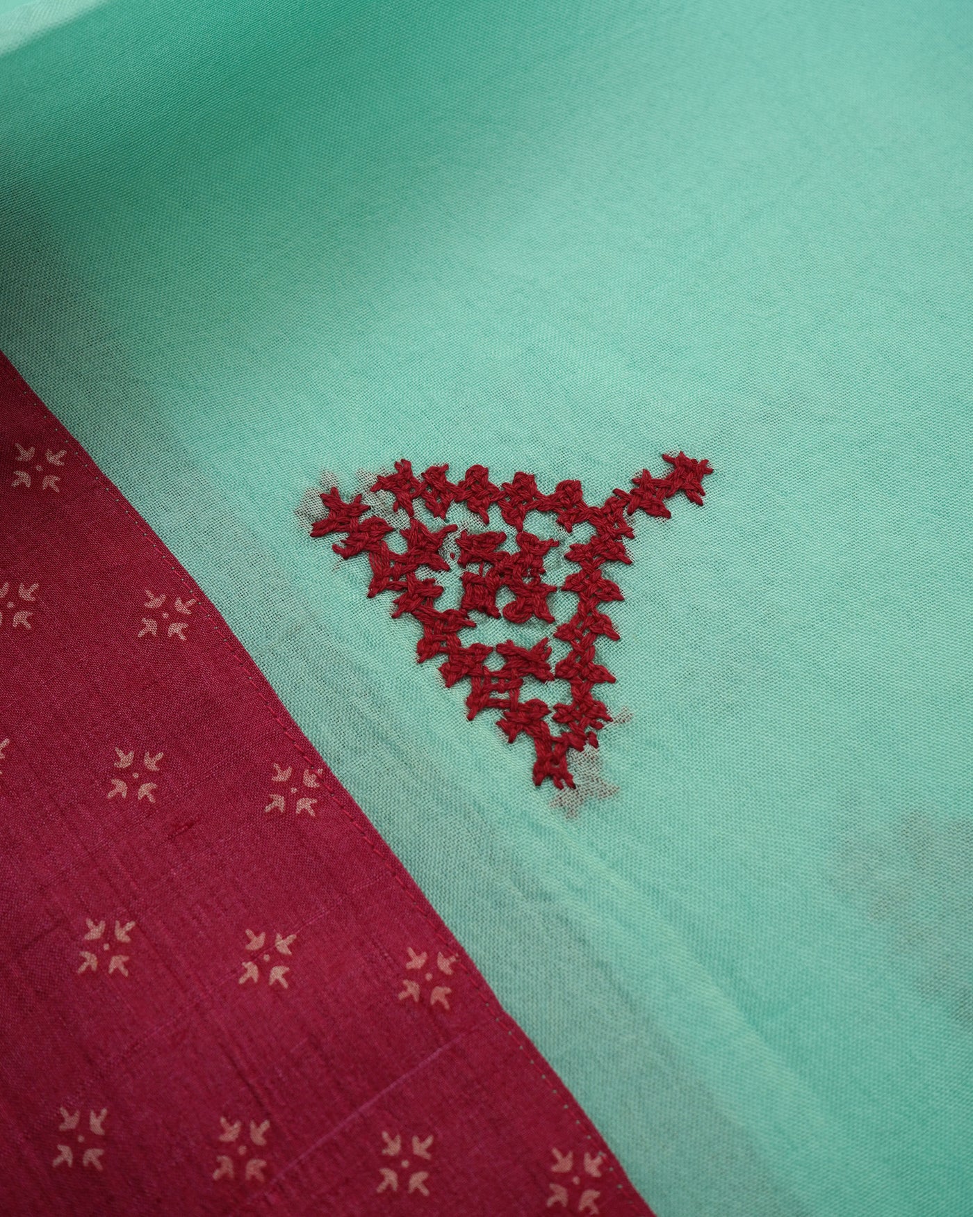 Rexona Organza Saree with Rani Arakku Kutch Work Design