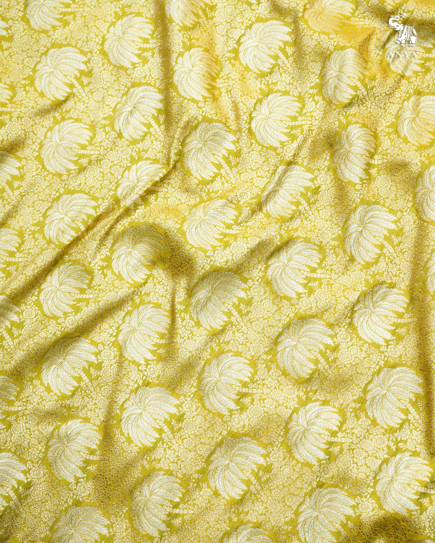 Samangha Green Banarasi Silk Fabric with Floral Zari Design