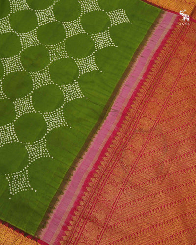 Green Kanchi Bandhani Silk Saree