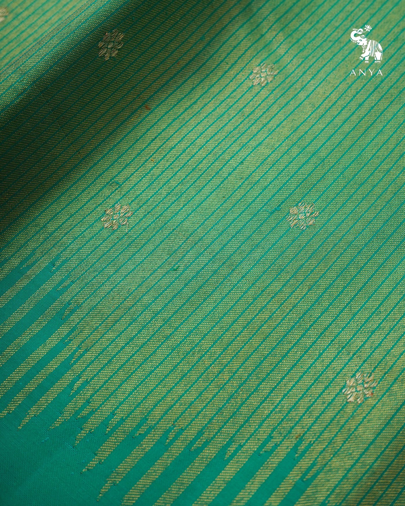 Rexona Kanchi Silk Saree with Stripes and Zari Butta Design