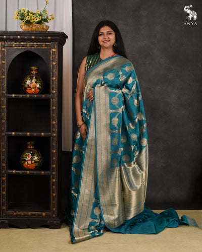 Rexona Banarasi Silk Saree with Creeper Design