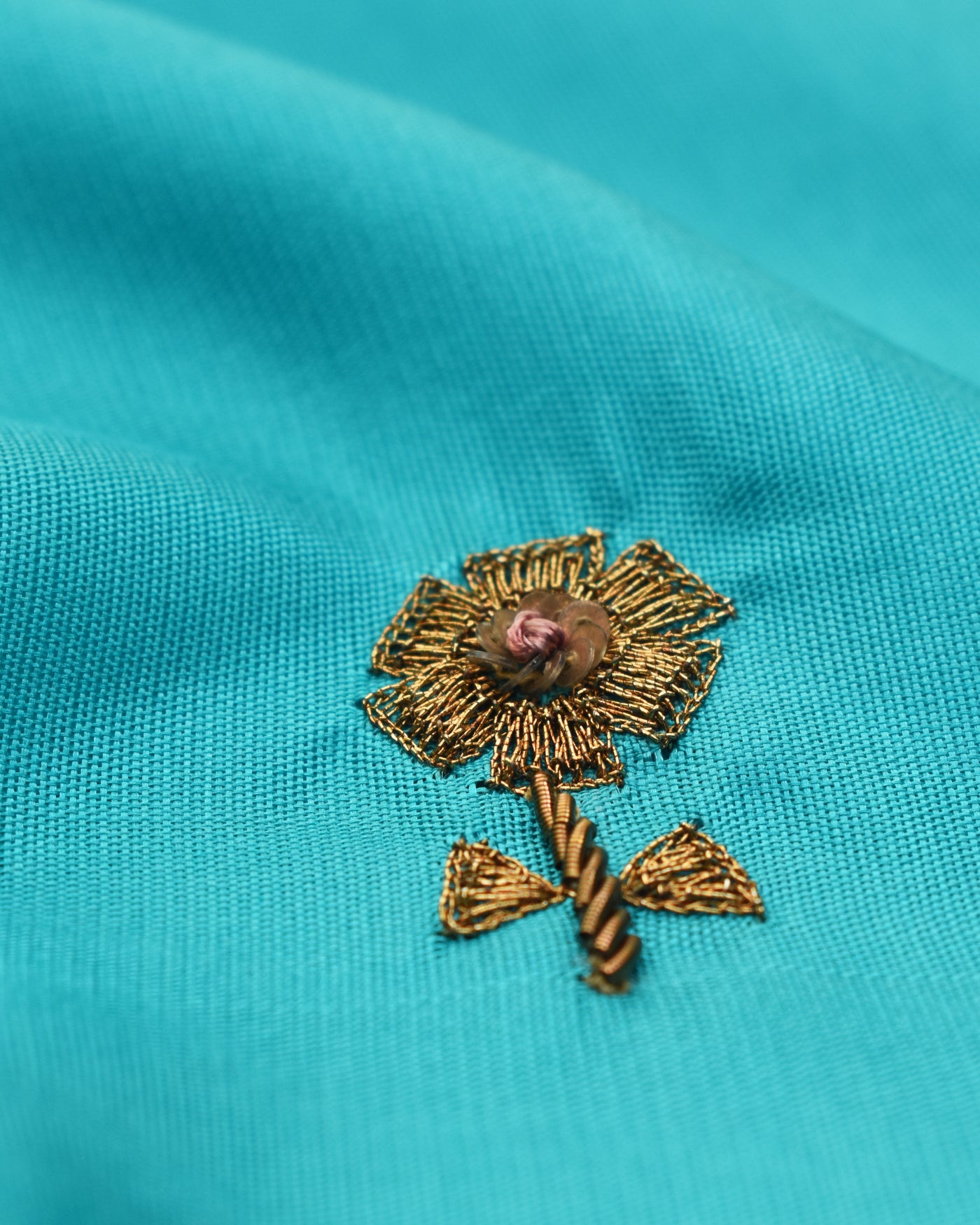 Rexona Kanchi Silk Saree with Flower Embroidery Design