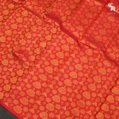 Arakku Thakkali Kanchi Silk Fabric with Jewellery Butta Design