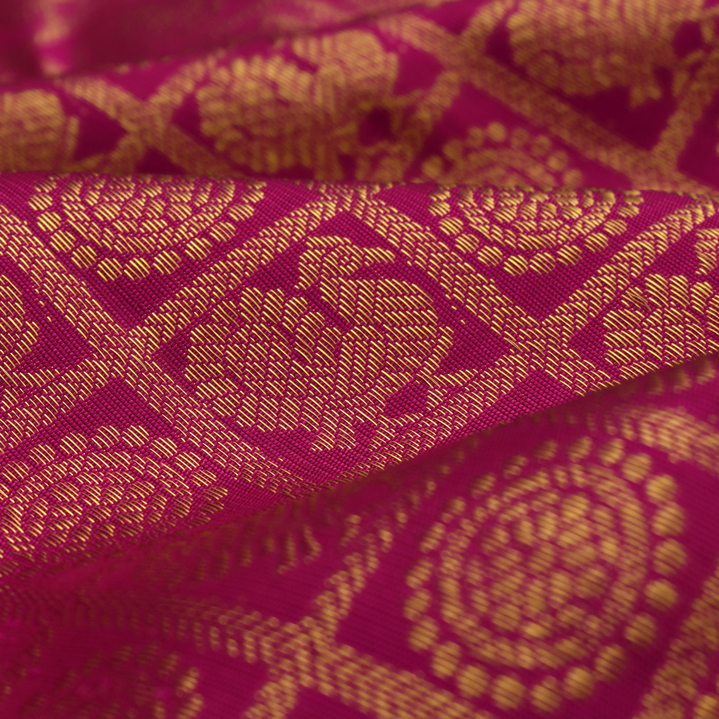 Rani Arakku Kanchi Silk Fabric with Annam Chakram Butta Design