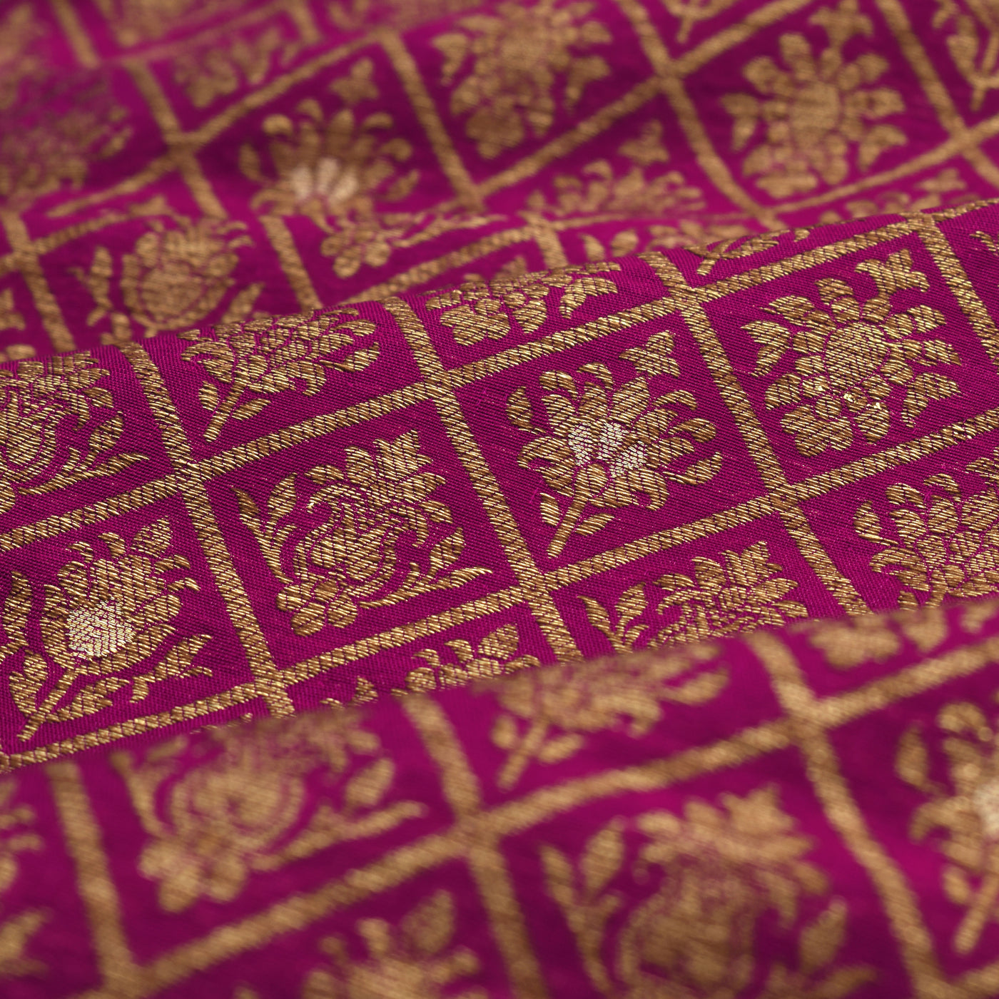 Arakku Pink Banarasi Silk Fabric with Floral Butta Design