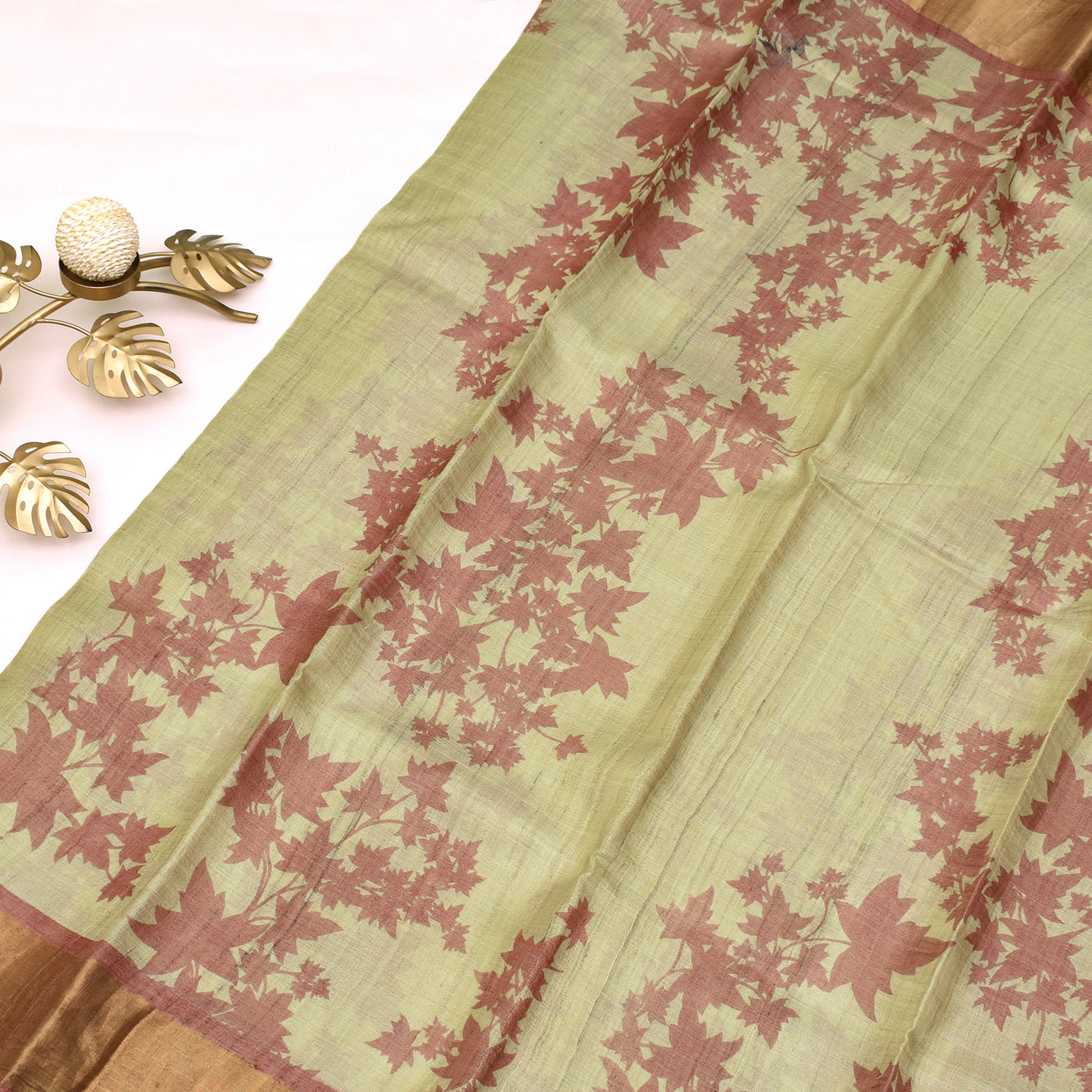 Off White Tussar Printed Saree with Floral Design 