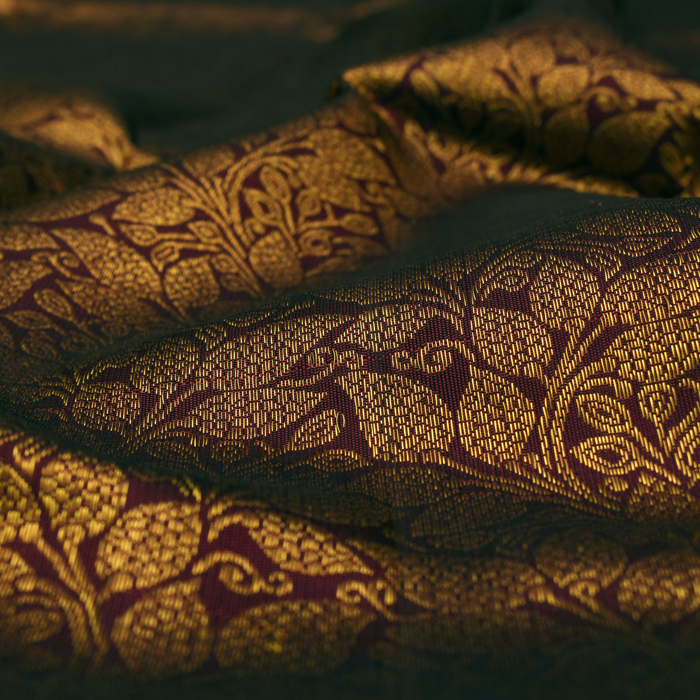 V Pakku Kanchi Silk Fabric with Zari Creeper Design