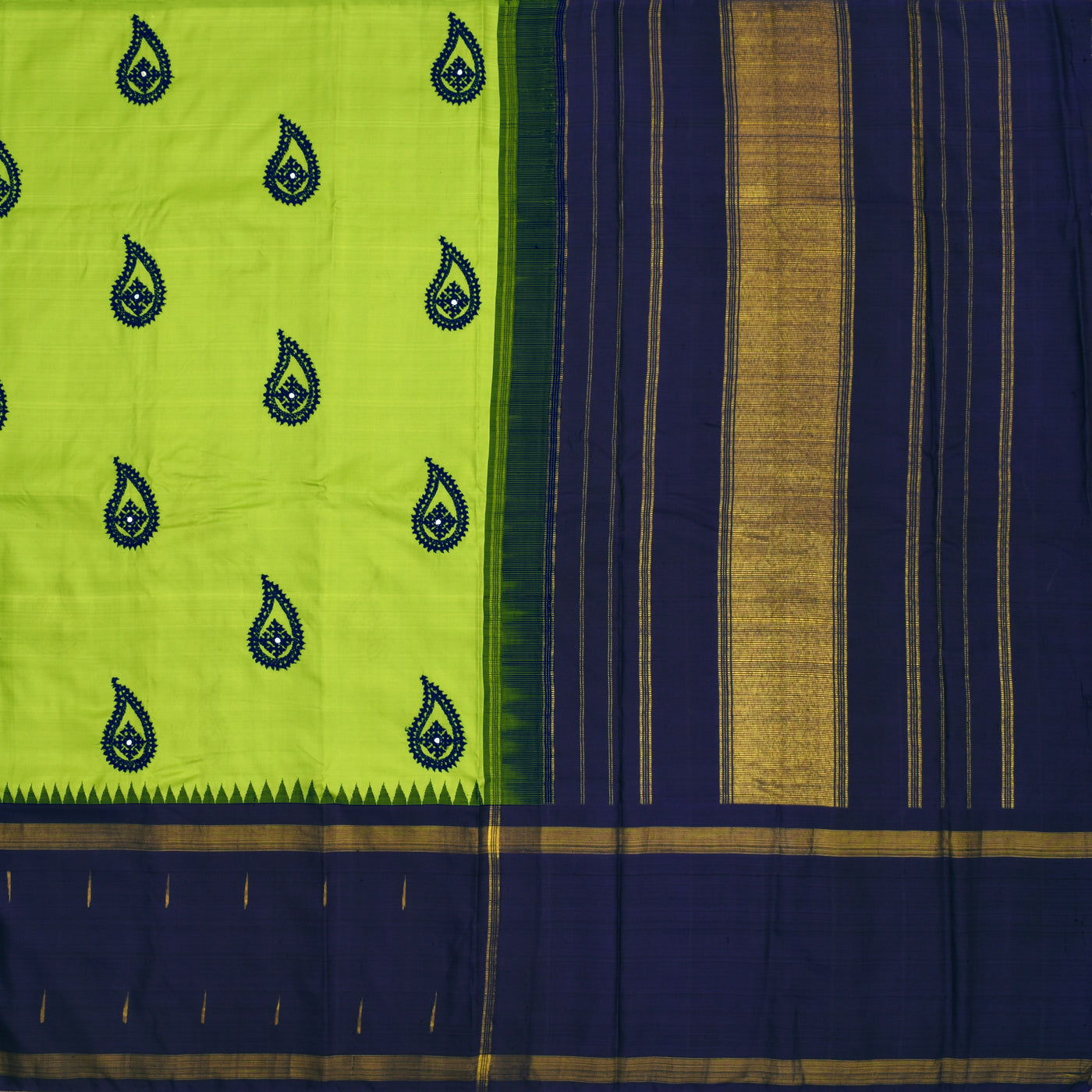 Samaga Green Printed Kanchi Silk Saree with Kutch Work Design