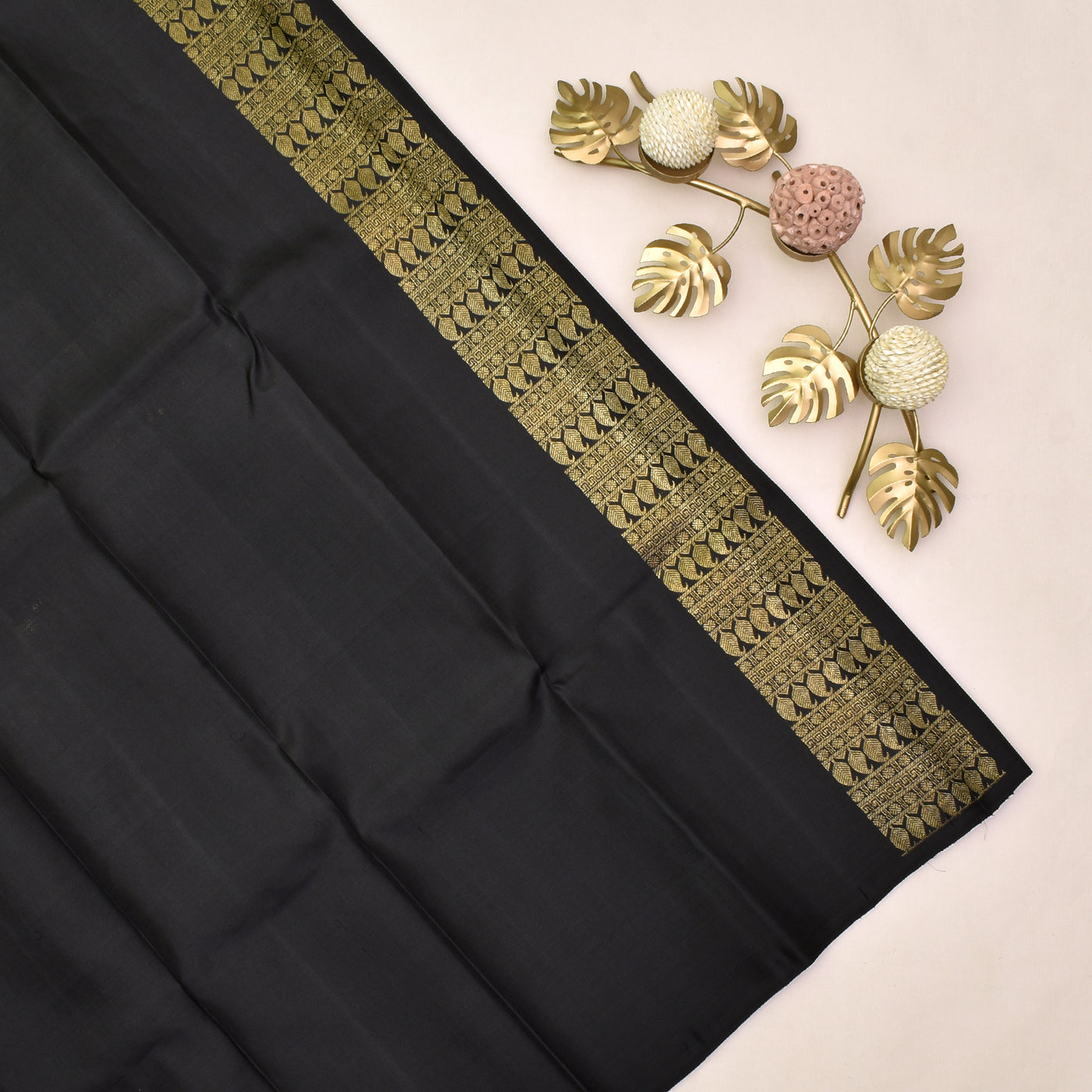 black-kanchi-silk-saree-with-blouse-2