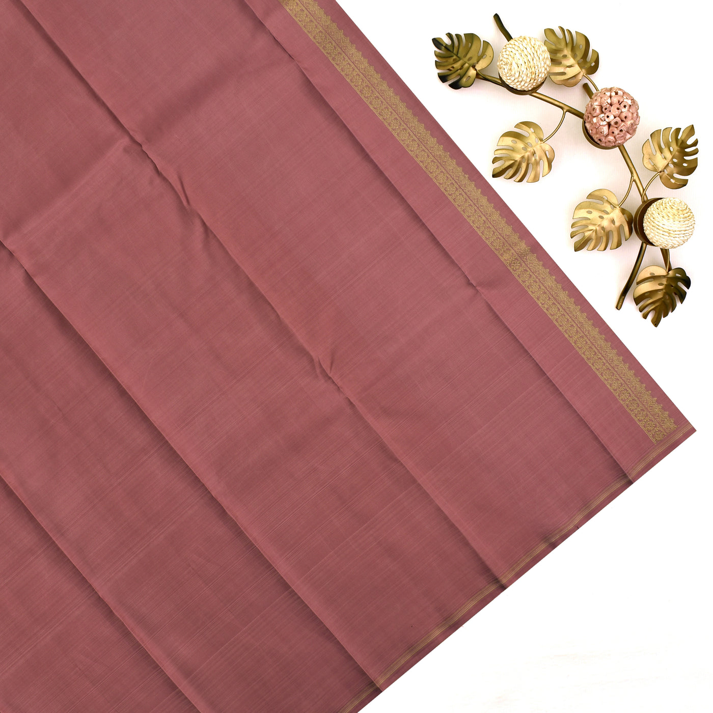 Alli Green Kanchipuram Silk Saree with Mango Butta Design