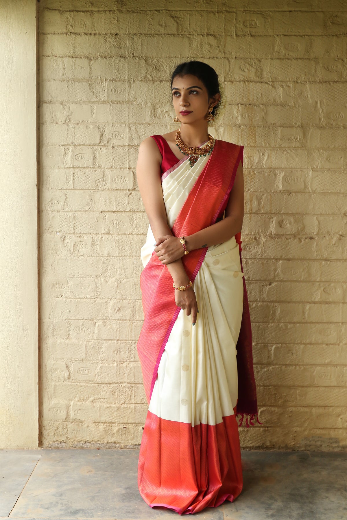 Muhurtham half white with red silk saree (Thirumala Silks) - YouTube